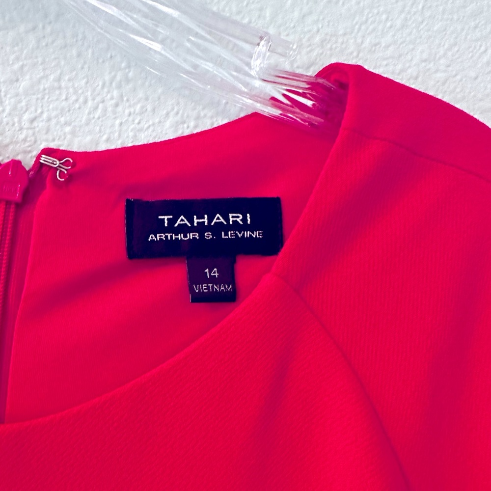 Designer dress sale TAHARI org. $225 beautiful magenta color NWT never worn